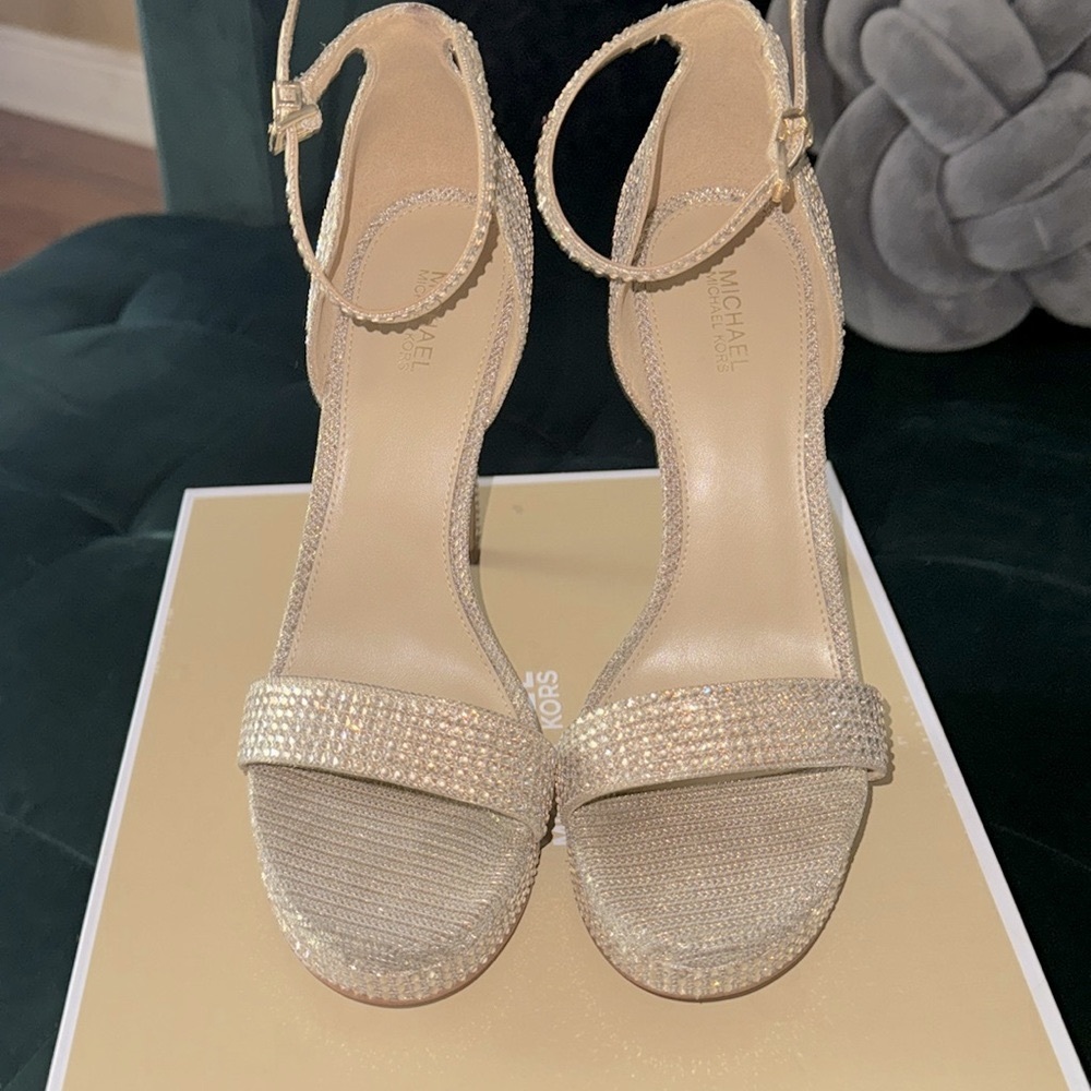 Michael Kors Jordyn gold sparkly heels ๐๐๐ - Picture 2 of 6